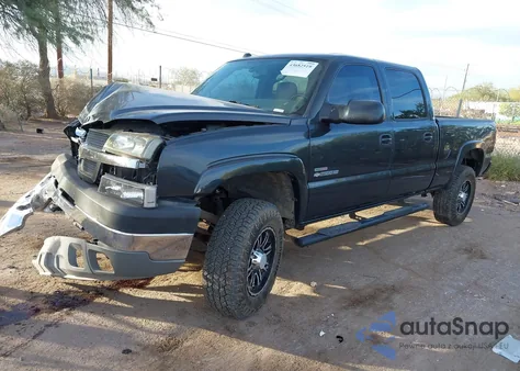 2004 Chevrolet Silverado 2500Hd Ls z USA, uszkodzony, nr VIN 1GCHC23294F265702
